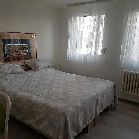 Vuk - Stan Na Dan
