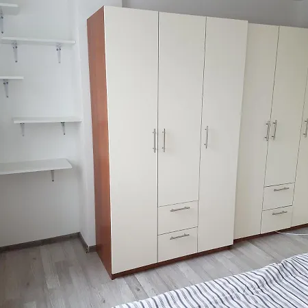 Vuk - Stan Na Dan *
